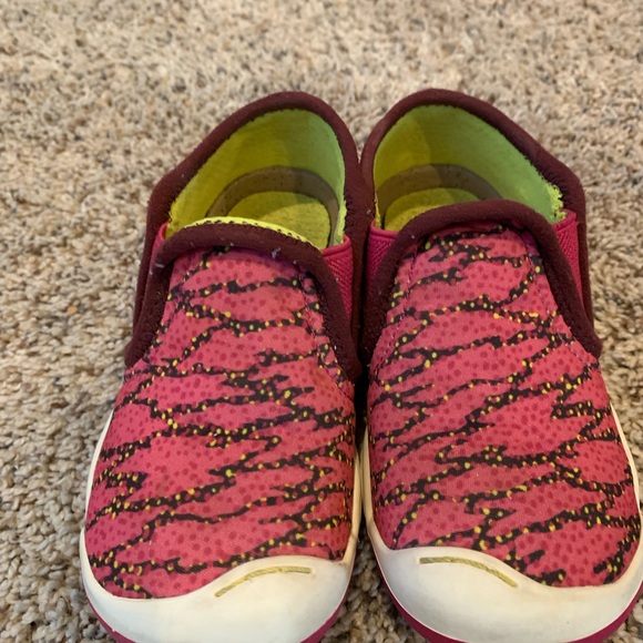 PLAE Pink and Red Kids' Slip-On Shoes - Picture 2 of 6